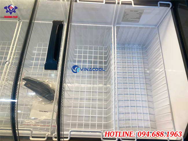 tủ đông mặt kính WD4-738